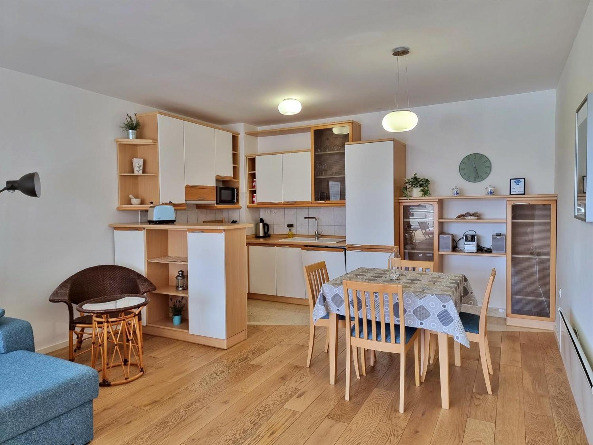Ferienwohnung Mitra Zonata Blue Omiš Exterior foto